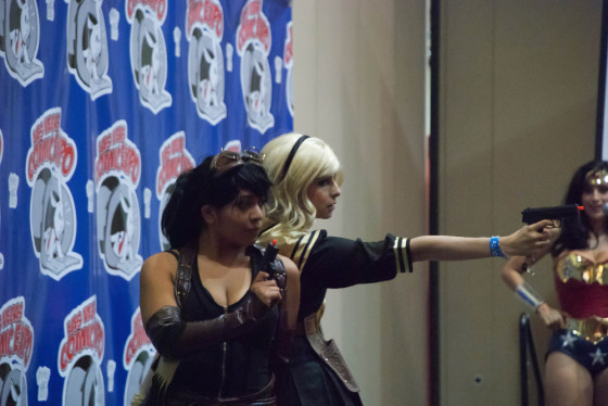 Sucker Punch cosplays from Karina Perez and Tiffany Silver with both using guns at Las Vegas Comic Expo